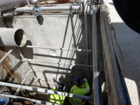 Reparación del hormigón en balsa de agua de proceso